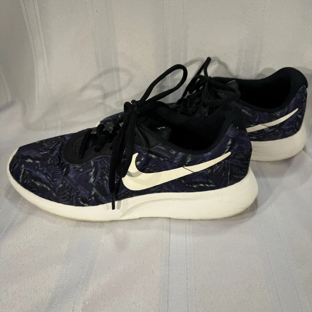 Nike Dual Tone Printed Running Shoes Womens‎ Size 9.5 Black Multi 820201-500
